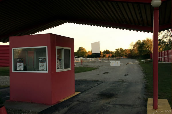 TICKET BOOTH AND SCREEN 2